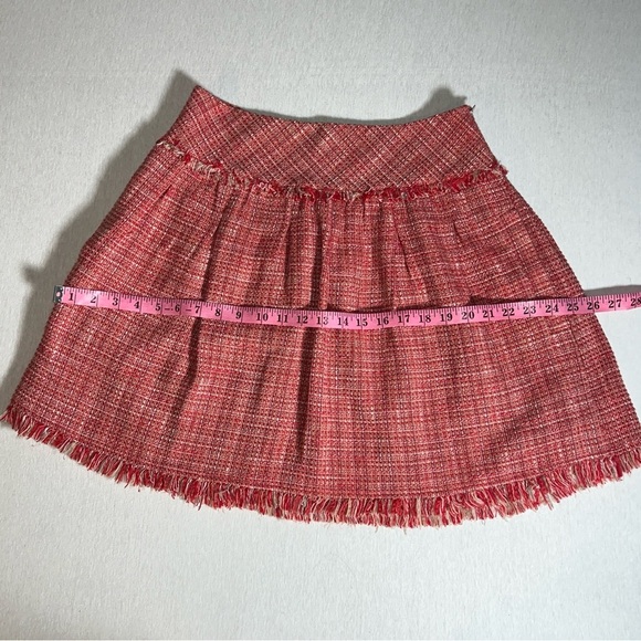 BCBG MaxAzria Cotton Wool Blend Tweed Mini Skirt in Candy Cane Red + Cream - Picture 7 of 12
